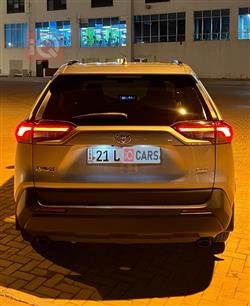 تۆیۆتا ڕاڤ 4